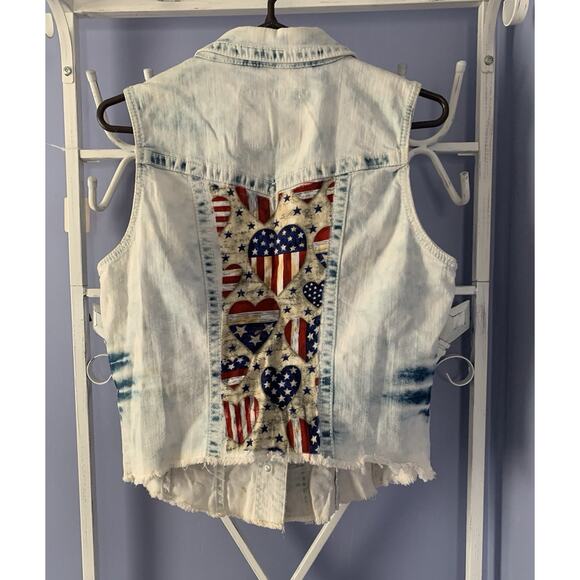 Maurices distressed denin vest top stars amd strips flag heart Patriots Lg farm - Picture 5 of 7
